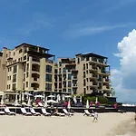Oasis Slantchev Briag
