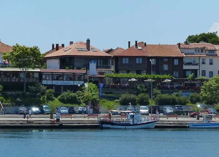 Oasis アパート *